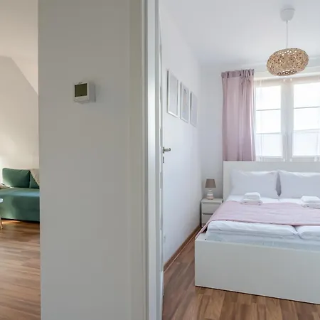 Górska Przystań - Blisko Dworca Pkp, W Spokojnej Okolicy By W Karkonoszach Apartament